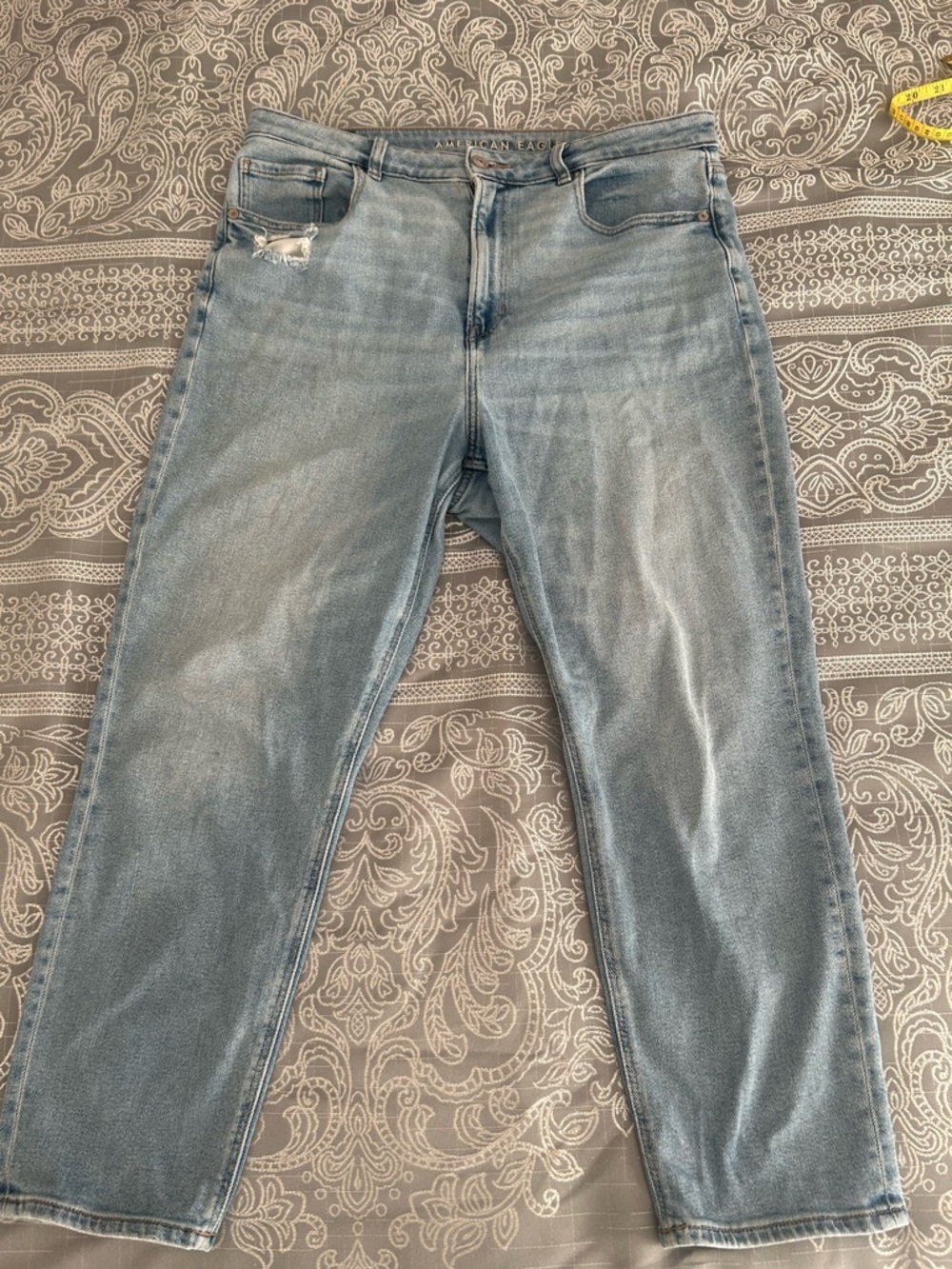 American Eagle Outfitters Light Blue Straight-Leg ‘Feel Good’ Women’s 👖 Jeans